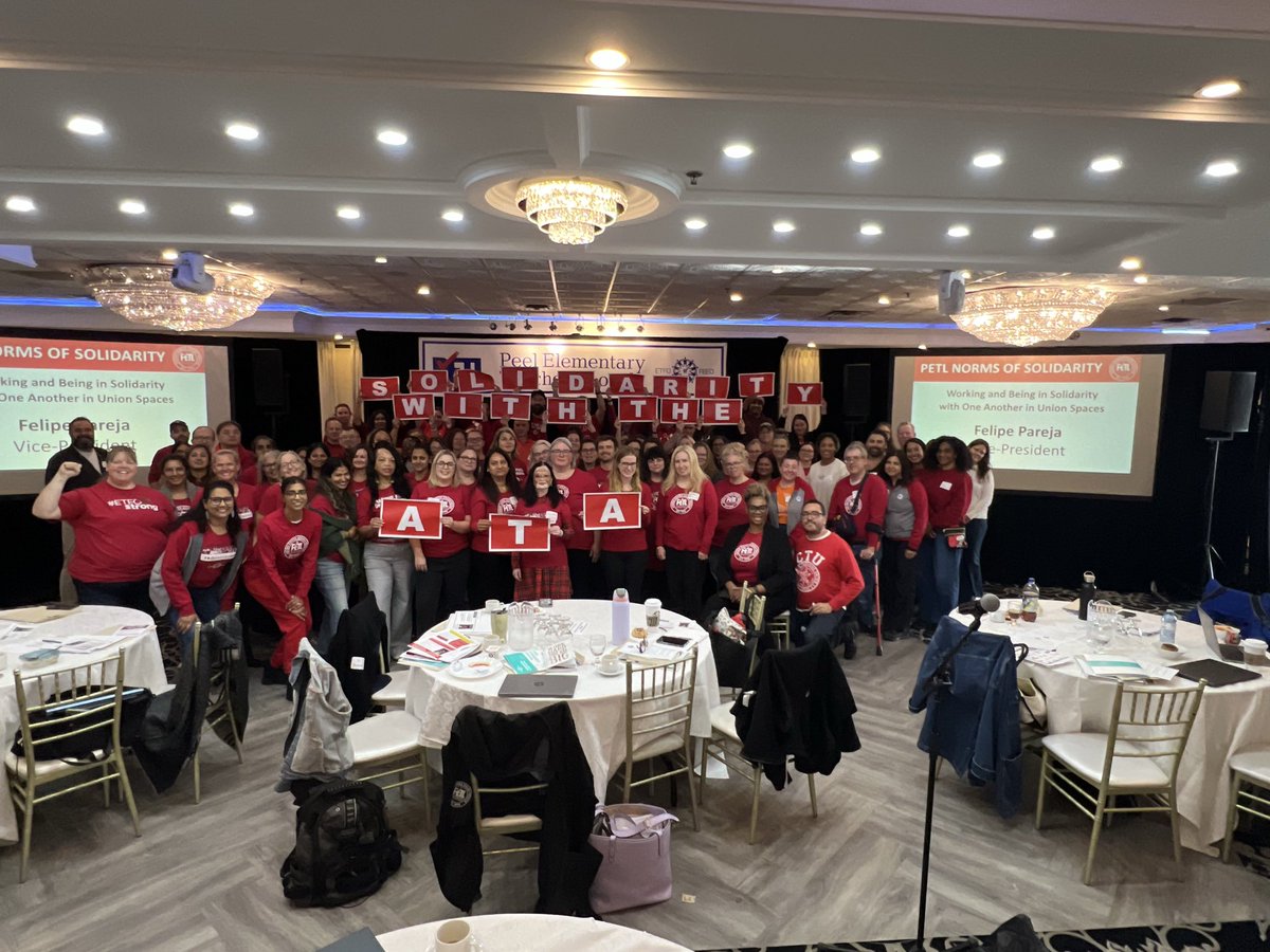 ETFOPeel's tweet image. To the 55k members of @AlbertaTeachers (ATA):

The 7,000 members of @ETFOPeel are with you in your fight against a regressive, neoliberal, &amp;amp; destructive Alberta govt. In Ontario, we know a thing or two about what you’re up against.

Strength &amp;amp; solidarity.

#ETFO #OntEd #OnLab