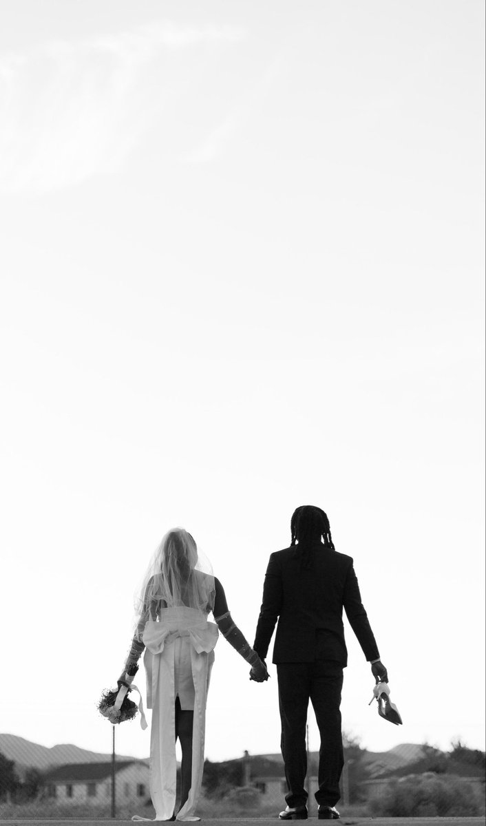 Sarbyen_'s tweet photo. 💍365dayslegal❤️ https://t.co/5frFyLuCi4