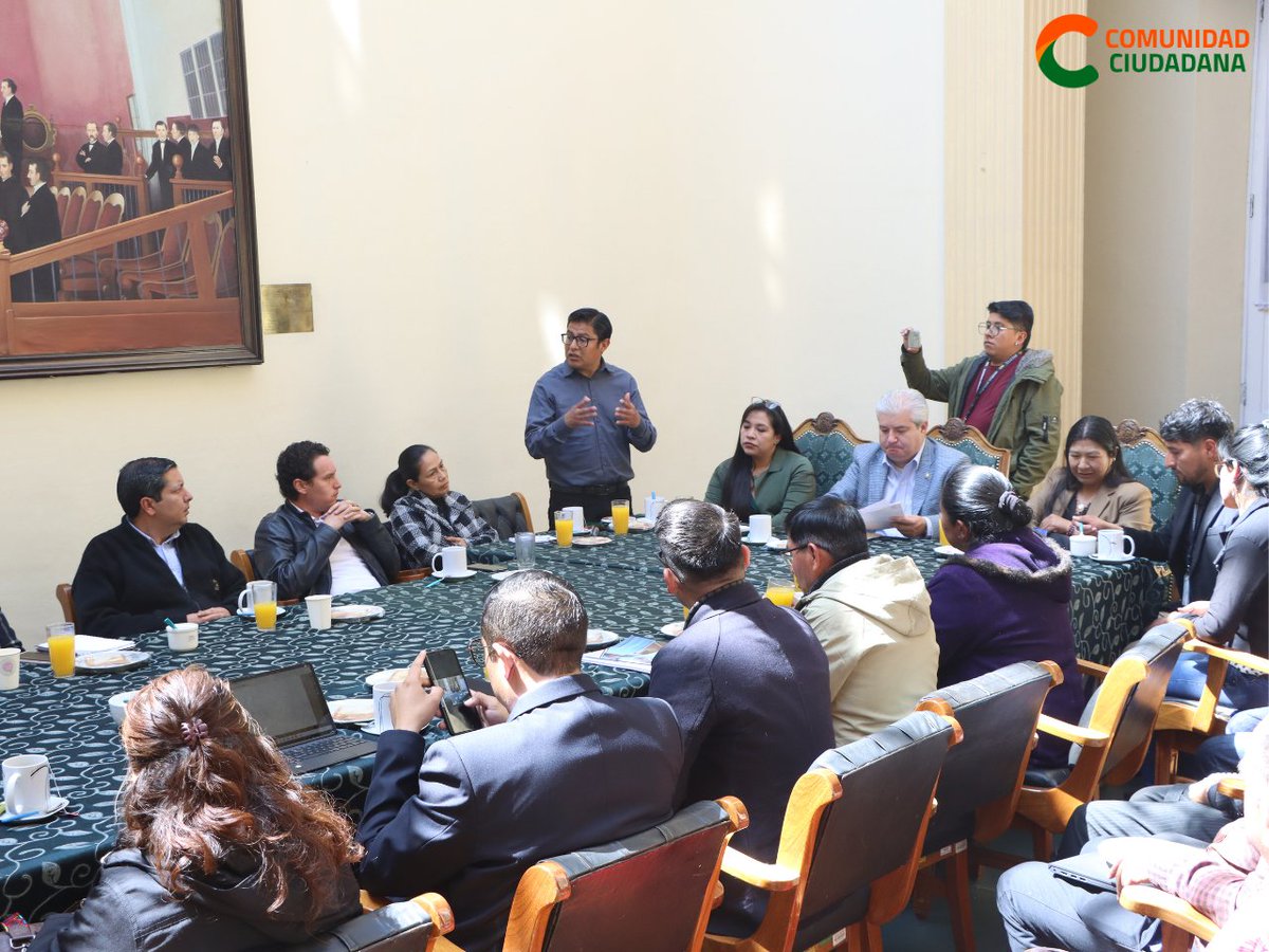 Comunidad Ciudadana tweet media