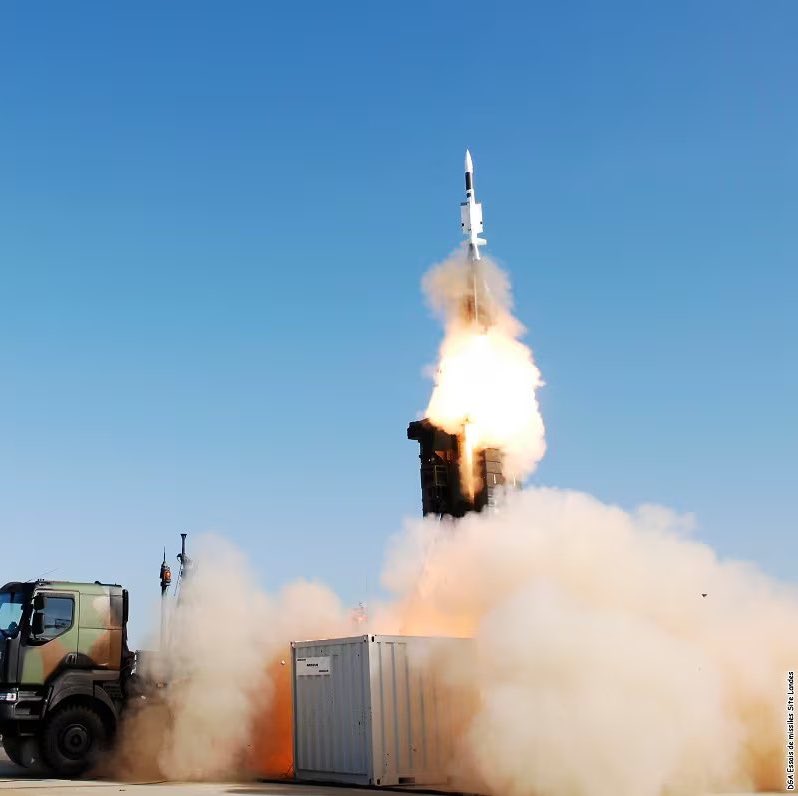Osinttechnical's tweet image. France will deliver a new package of Mirage 2000 fighters and Aster surface-to-air missiles to Ukraine in the coming days -French President Macron