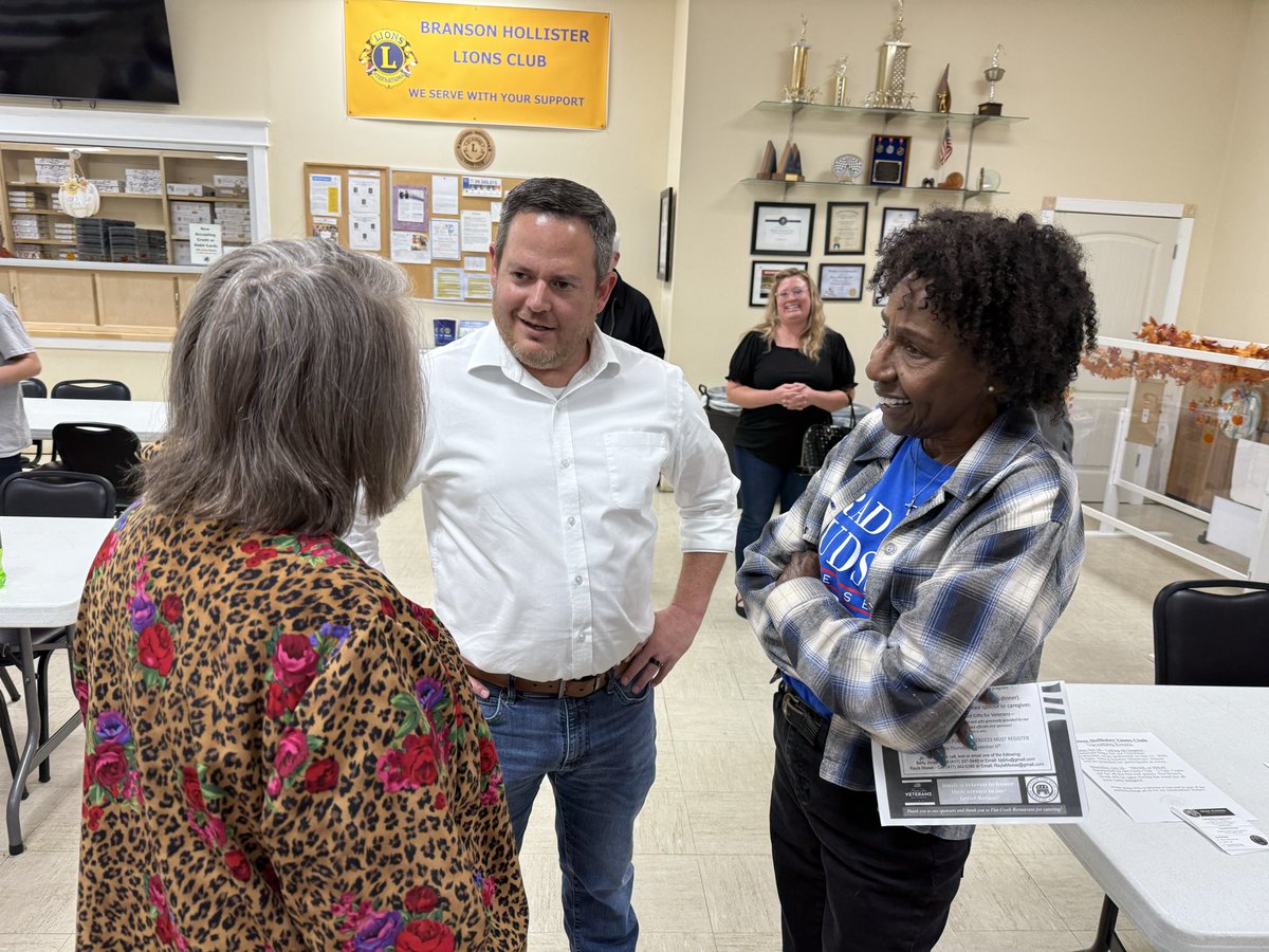 brad_hudson_'s tweet image. Thank to the almost 100 people who attended our fundraiser last night in Branson! 

I appreciate @RepSeitz156 for helping promote the event &amp;amp; I’m thankful to Rep. Whaley for participating in an impromptu legislative Q&amp;amp;A with us. 

It’s an honor to serve as your Senator! #moleg