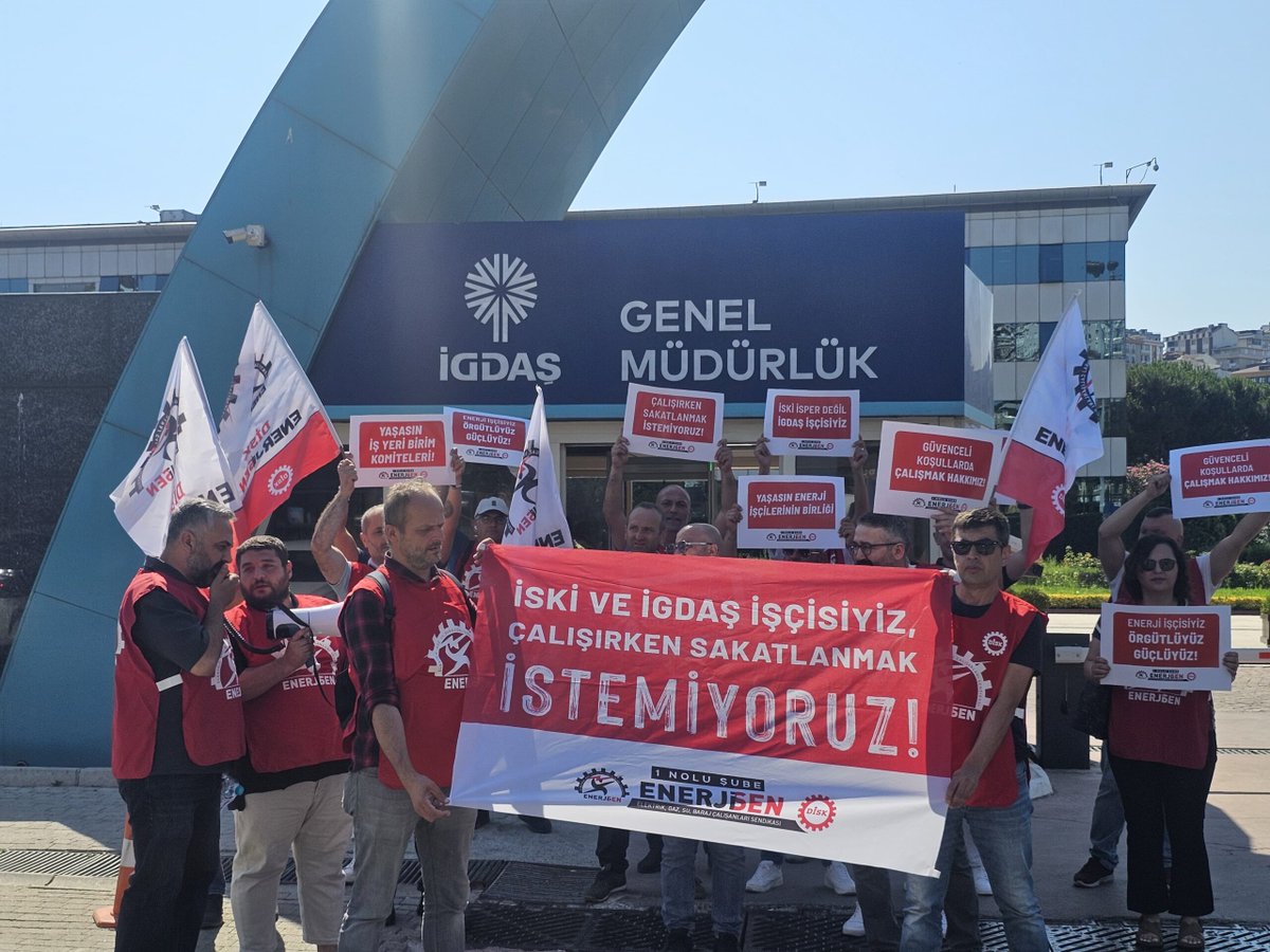 İBB'de ağır şartlarda çalıştığı için sakatlanan bir işçi işten atıldı

DİSK Enerji-Sen İstanbul 1 No'lu Şube Başkanı Olcay Karabulut: 

🗣️"İşçi sağlığını önemsemiyorlar. Menisküsü olan işçiye temizlik işi önermişler. Nasıl yapsın, zaten rahatsızlığı o"

sendika.org/2025/10/ibbde-…