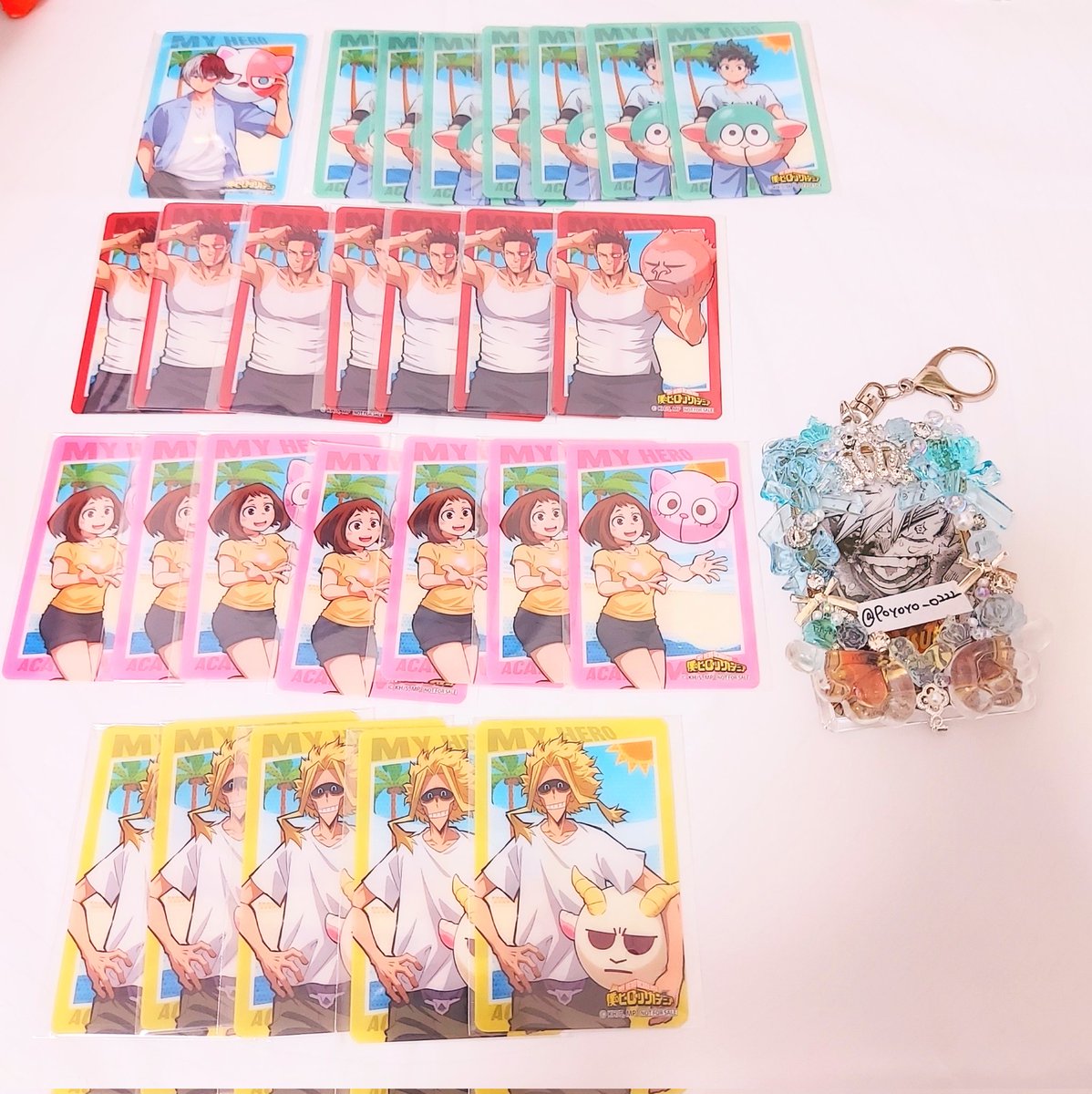 poyoyo_0222's tweet image. 僕のヒーローアカデミア ヒロアカ Animal Beach Ball アニマル ビーチボール 特典 ミニカード 交換 譲渡

求→爆豪or400円/枚＋送料

譲→轟 緑谷 ◎麗日 ○エンデヴァー  オールマイト

♡譲渡:お声掛け重なる場合◎＞○含む方優先
♡交換:比率違い抱き合わせ可

検索からでもお気軽にお声掛け下さい