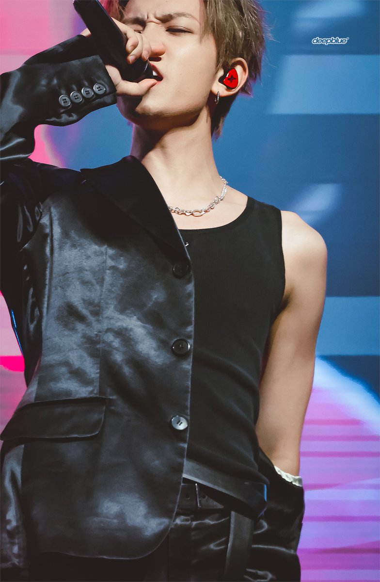 deepblue__hs's tweet image. 251024 Walk the Line FINAL  

#희승 #HEESEUNG #엔하이픈 #ENHYPEN