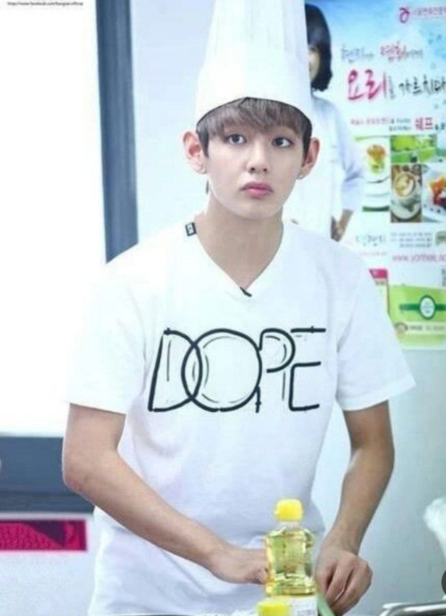 Dear TaeCrew, <a href="/HitsRadioCanada/">Hits Radio Canada</a> was the first station to provide us #HourOfV. They have taken care of us for the longest period. It's our time to help them too. Please buy some coffee for them, as much as you can!!