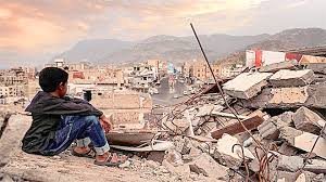 يُشبه اليمن سفينة نوح معلقة في عاصفة لا تهدأ، حيث تتصارع الأمواج الإقليمية والدولية (مثل الضربات الأمريكية والإسرائيلية) مع الرياح الداخلية (الانقسامات السياسية والاقتصادية)، لكنها لم ترسُ بعد على جبل السلام...
اليمن ليس مصيرًا محتومًا بالطوفان الأبدي؛ فالسفينة قد ترسو إذا توحدت