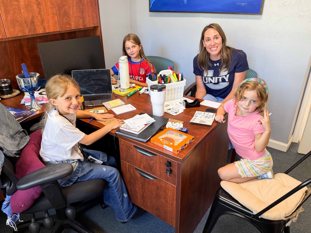 UnityDelray's tweet image. The Leibovich family took over the Head of School Office this week! 💛🐎 Tours, lunch, photos, bracelet making &amp;amp; an ice cream party made it a day full of fun and memories! ✨ #UnitySchoolFL #MustangPride #CommUNITY