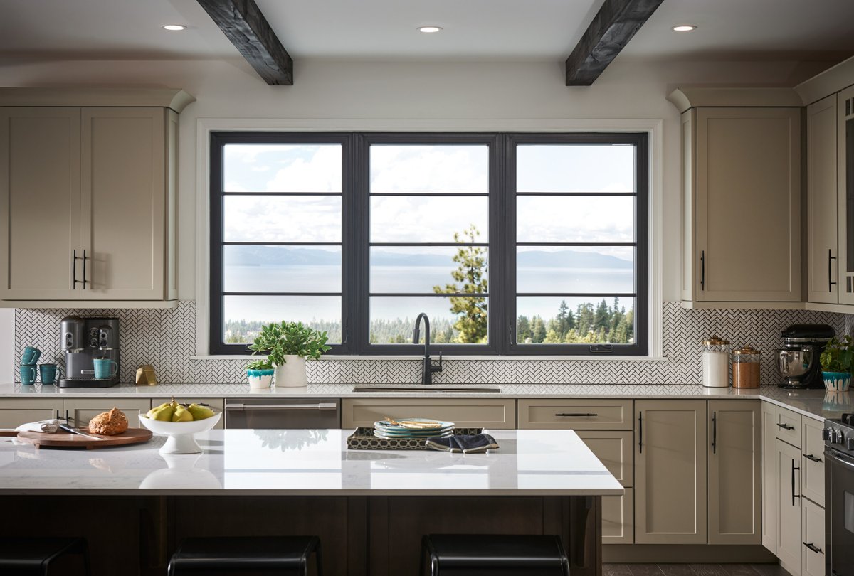 Andersen Windows announced the launch of triple-pane glass options for its 100 Series products. This new offering available on the 100 Series casement, awning and picture windows, brings glass technology to one of Andersen's product lines. Read more here: windowanddoor.com/news/andersen-…