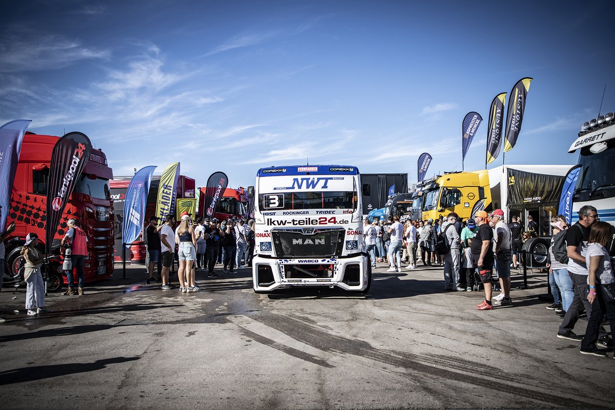 dieseltechnic's tweet image. 🏁 ¡Gran cierre de temporada 2025!

Diesel Technic felicita a Sascha Lenz y @SLTruckSport30 por su 4.º puesto en el @FIA_ETRC 
t1p.de/4dvtd
🔧 Su MAN TGX con piezas DT Spare Parts demostró fiabilidad y rendimiento extremo 💪