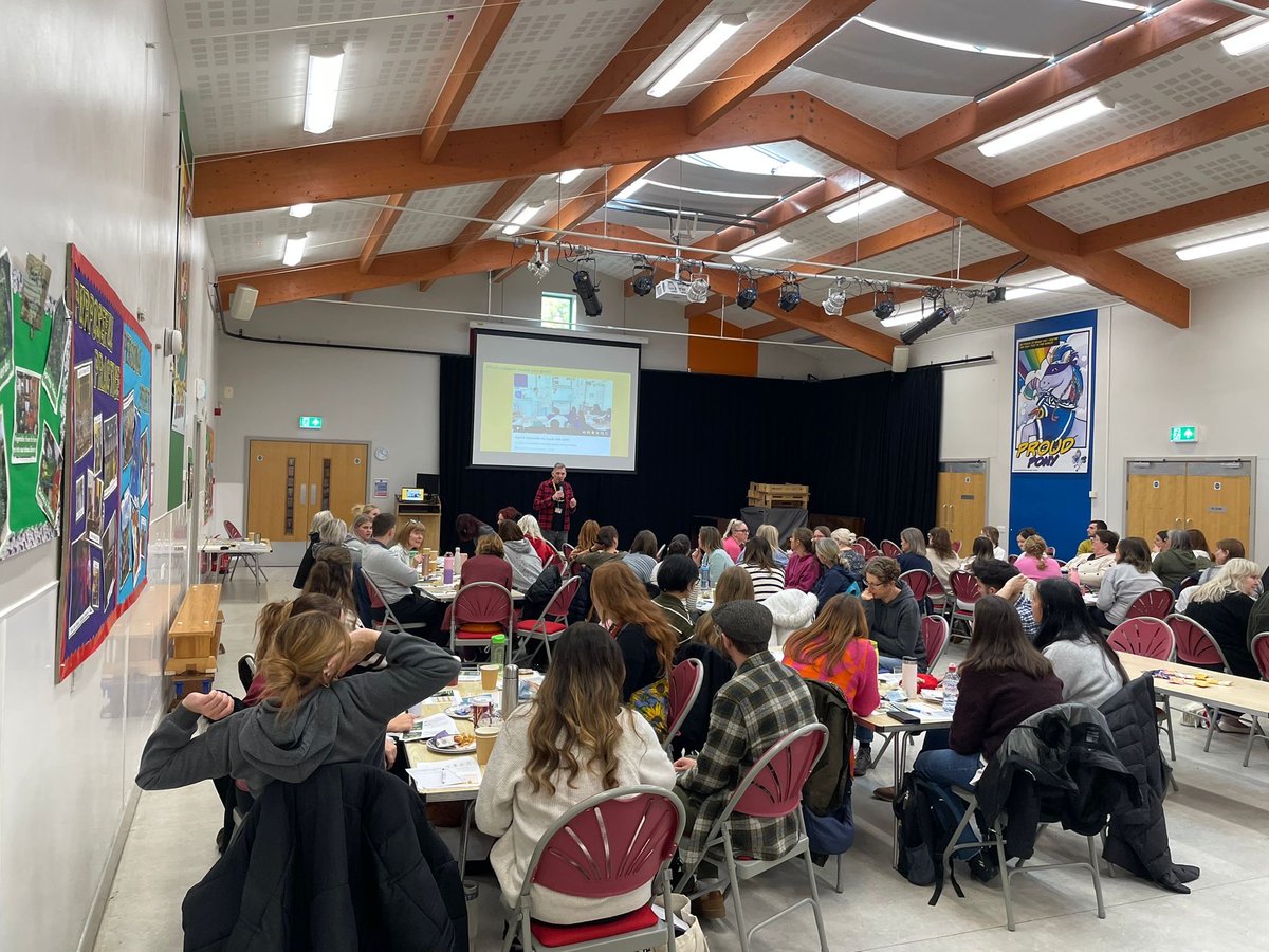 Southgloshead tweet media