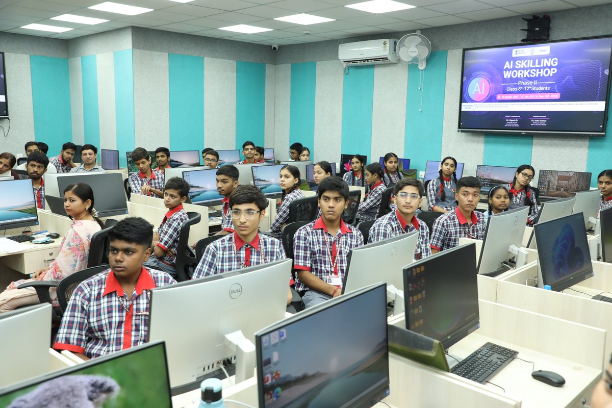 ncert's tweet image. 𝐀𝐈 𝐒𝐤𝐢𝐥𝐥𝐢𝐧𝐠 𝐖𝐨𝐫𝐤𝐬𝐡𝐨𝐩 𝐟𝐨𝐫 𝐒𝐭𝐮𝐝𝐞𝐧𝐭𝐬 𝐨𝐟 𝐂𝐥𝐚𝐬𝐬𝐞𝐬 𝟖–𝟏𝟐 𝐢𝐧 𝐀𝐬𝐬𝐨𝐜𝐢𝐚𝐭𝐢𝐨𝐧 𝐰𝐢𝐭𝐡 𝐈𝐧𝐭𝐞𝐥 (AI Series 𝐏𝐡𝐚𝐬𝐞- 𝟐)
𝐃𝐚𝐲 𝟏: 24th October 2025
The first day of the AI Skilling Workshop witnessed an insightful and engaging…