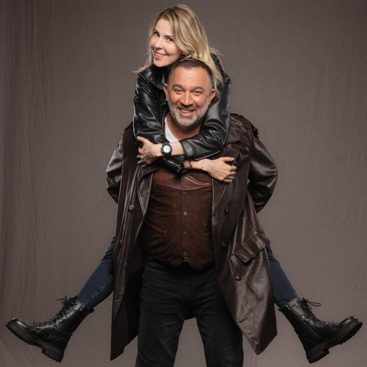 “Sosyal medyayı sallayan ikon çift 😎🔥"

#ArkaSokaklar #SelmaBouvier