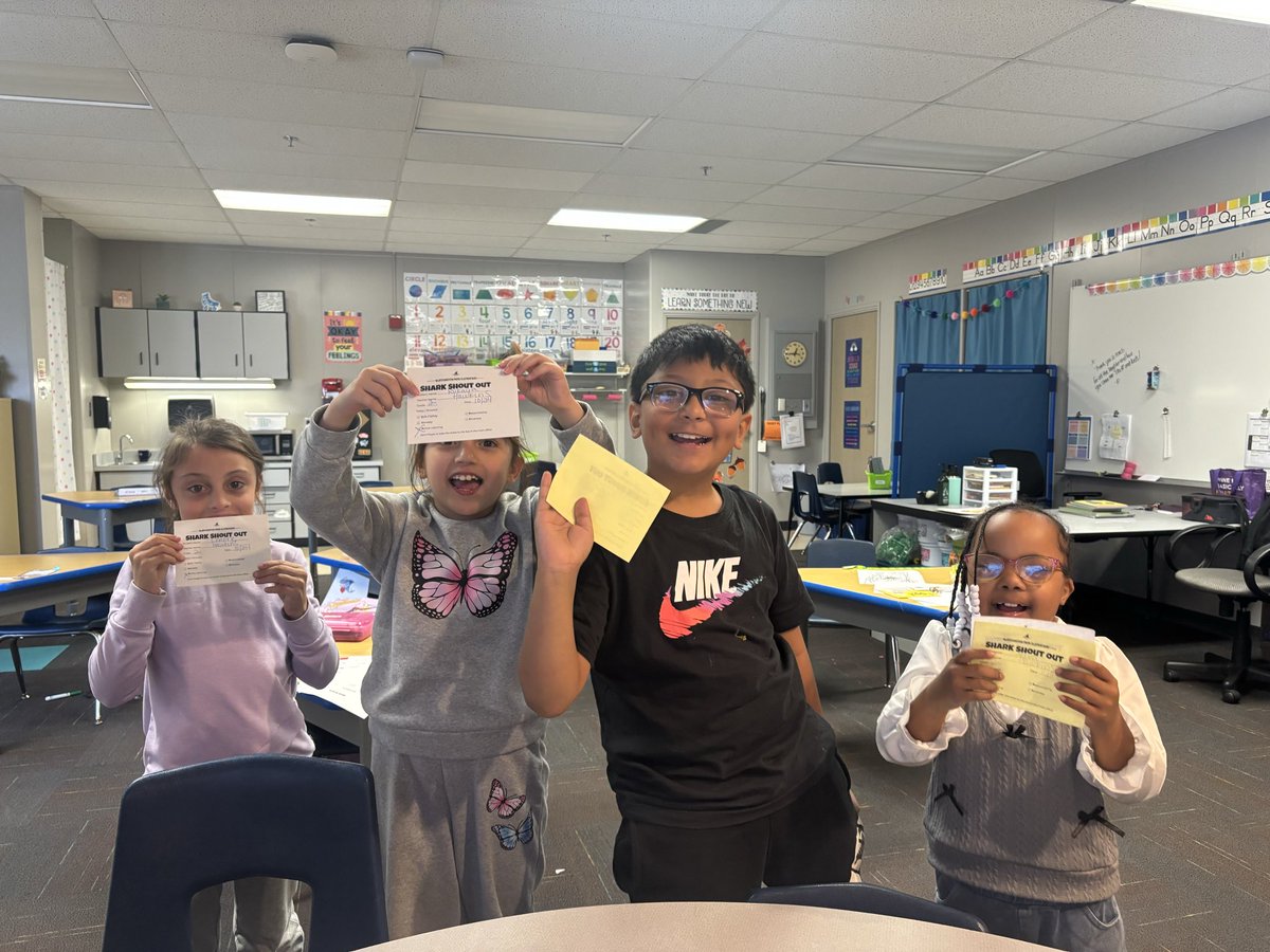 Shark shout outs for Active Learning-happy Fri-yay!! ✌🏻💙🦈<a href="/WoParkSharks/">Worthington Park Elementary School</a> #itsworthit