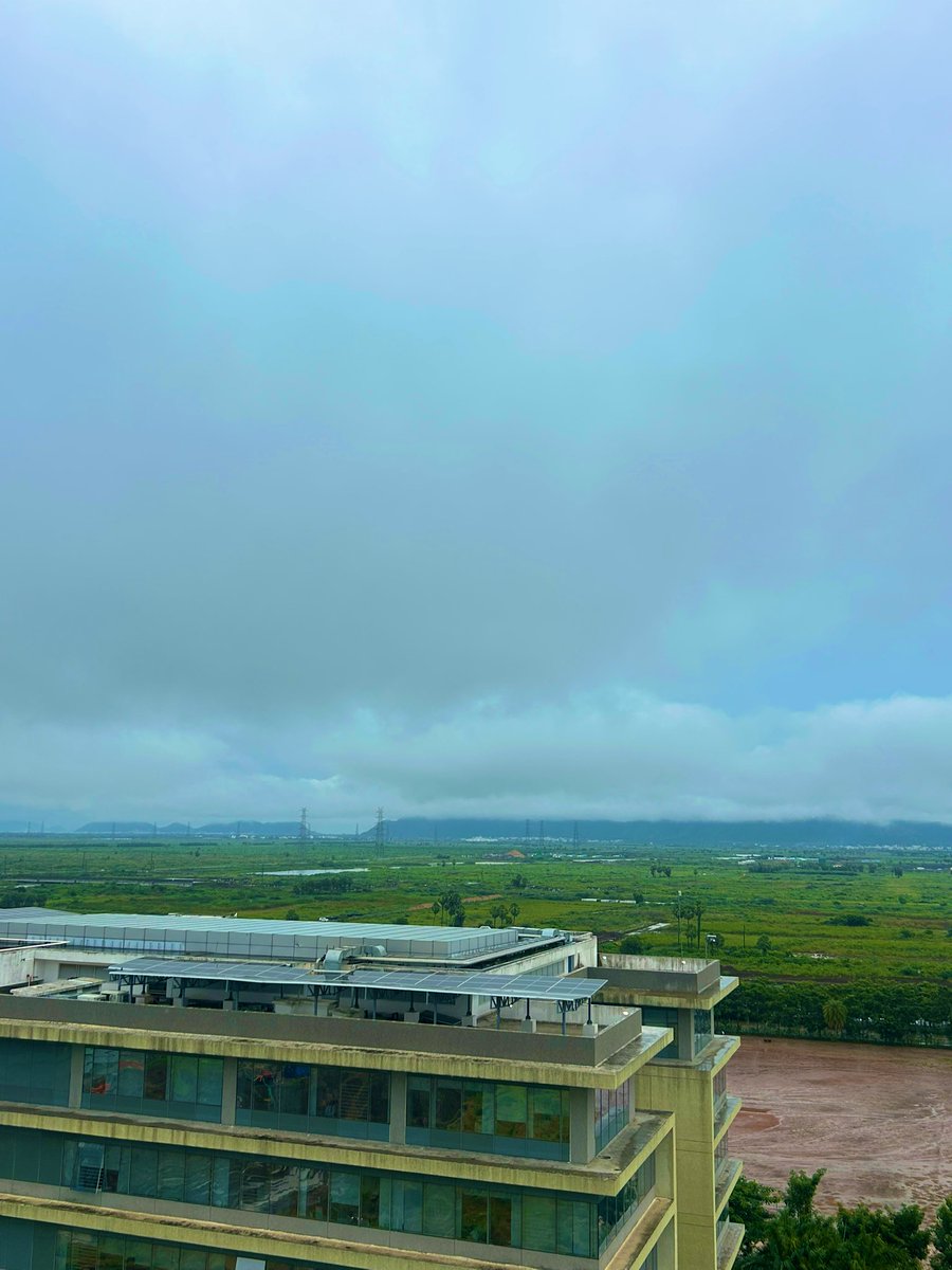 PrudhviV12's tweet image. eskkk weather 🥶
#SRMAP