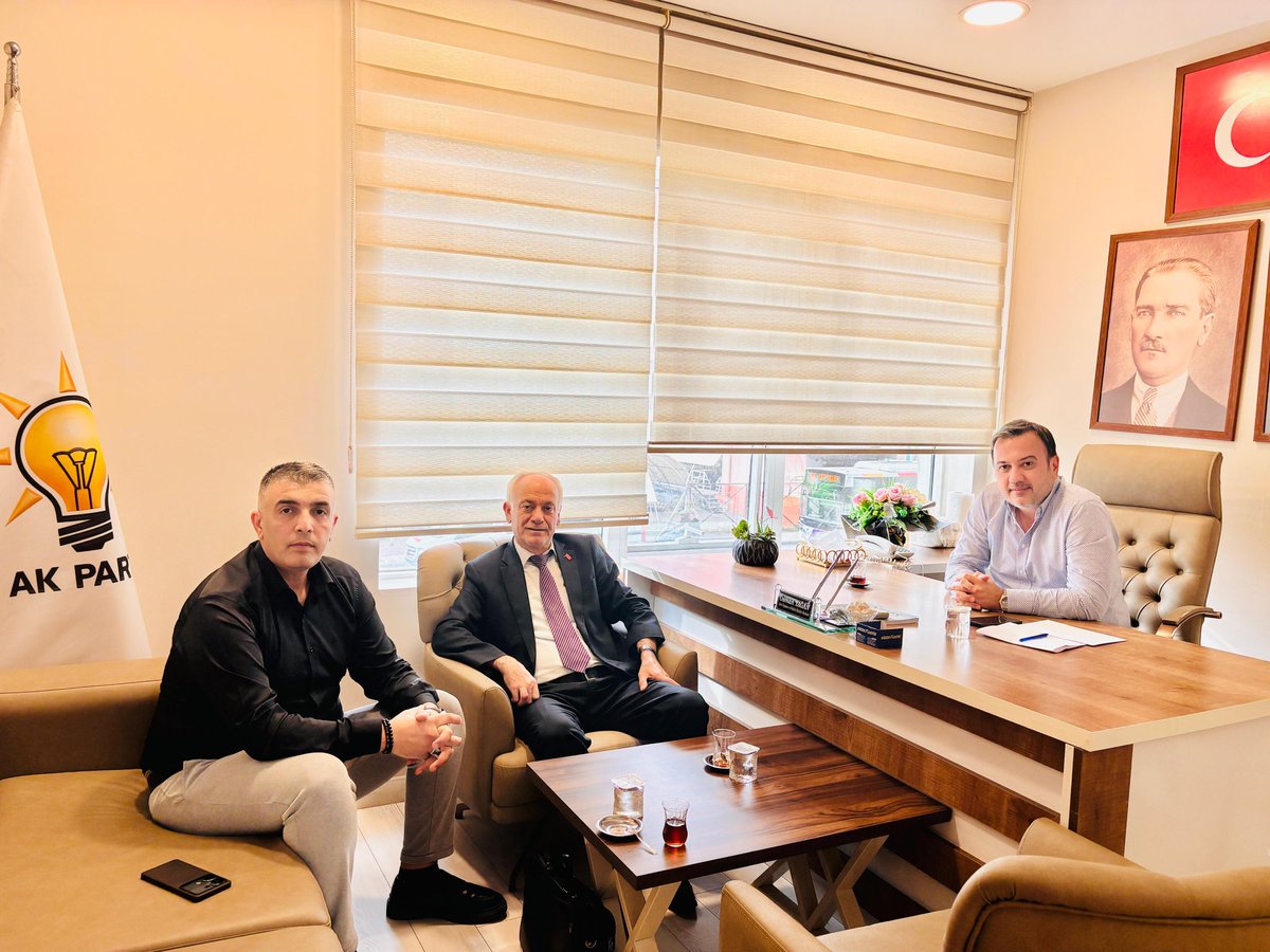 Ak Parti Adana İl Sivil Toplum ve Halkla İlişkiler birimi olarak Avşarlar Derneği Başkanı ve Zirve Gazetesi sahibi Sn Veli Uçuk'u ağırladık. İstişarelerde bulunduk.
<a href="/RTErdogan/">Recep Tayyip Erdoğan</a>
 <a href="/Tamer_Dagli/">Tamer Dağlı 🇹🇷</a> 
<a href="/akpartiadanail/">AK Parti Adana</a> 
<a href="/belginuygur10/">Belgin Uygur 🇹🇷</a>