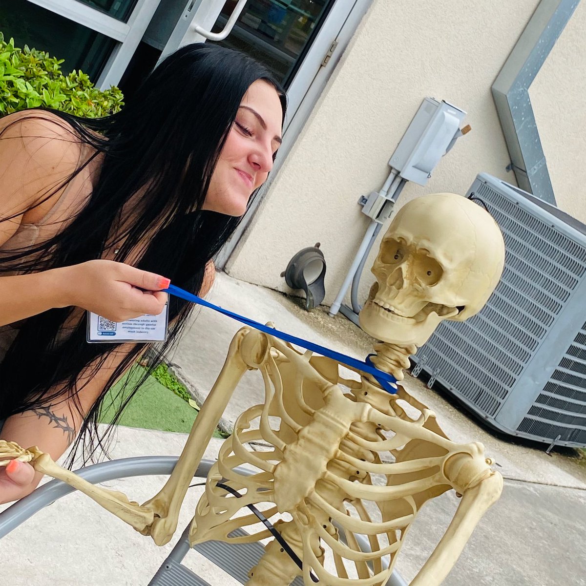 Ghouls just wanna clean car 🚗✨ We have the BEST customers 😍