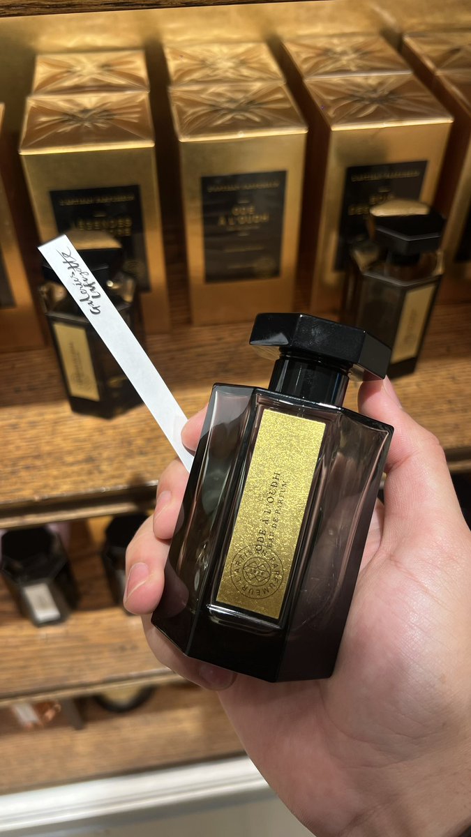 44_4kira's tweet image. Parfois faut juste applaudir