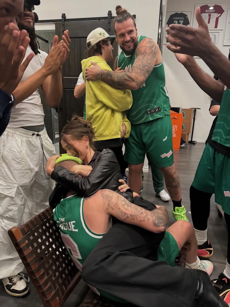 biebernovidade's tweet image. 🚨LINDOS! Justin Bieber postou.