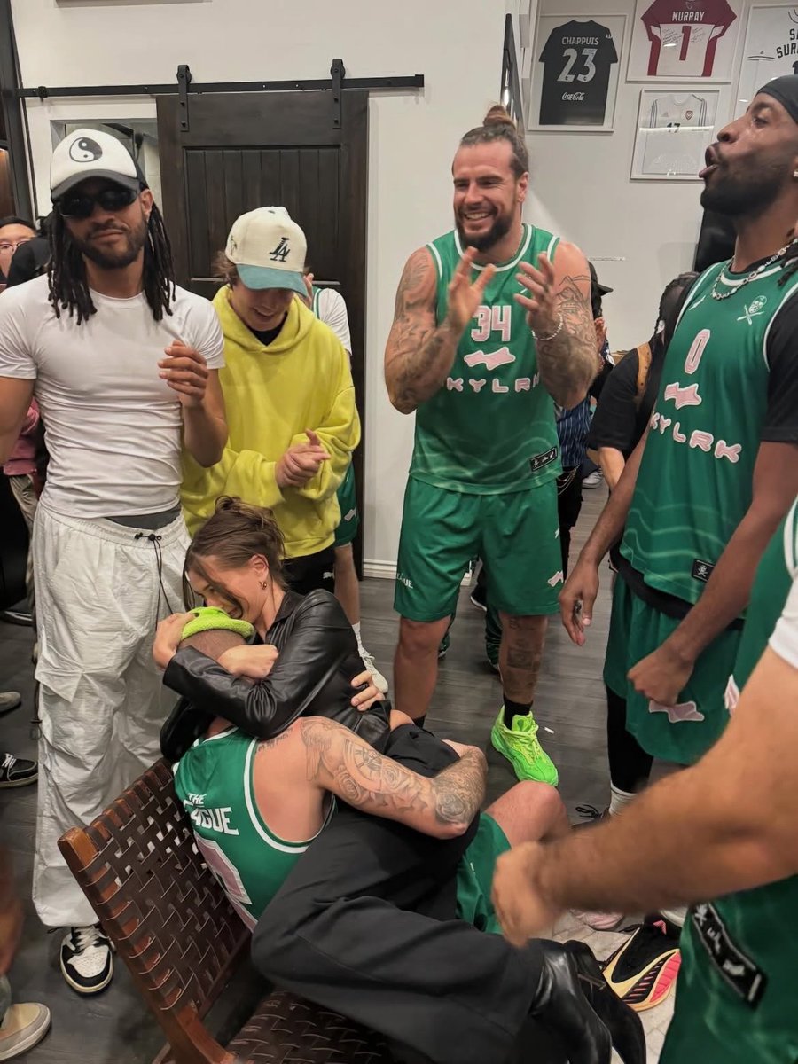 biebernovidade's tweet image. 🚨LINDOS! Justin Bieber postou.