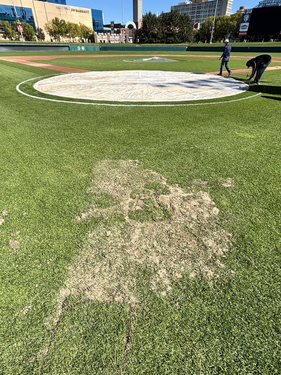 Grounds Crew tweet media