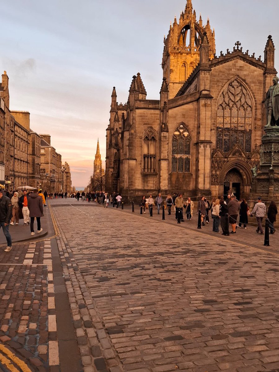 🇫🇷🏴󠁧󠁢󠁳󠁣󠁴󠁿 I was honoured to join celebrations in Edinburgh for the 730th anniversary of the Auld Alliance treaty. Signed in 1295 between the kingdoms of France and Scotland, it testifies to the enduring ties uniting France and Scotland.