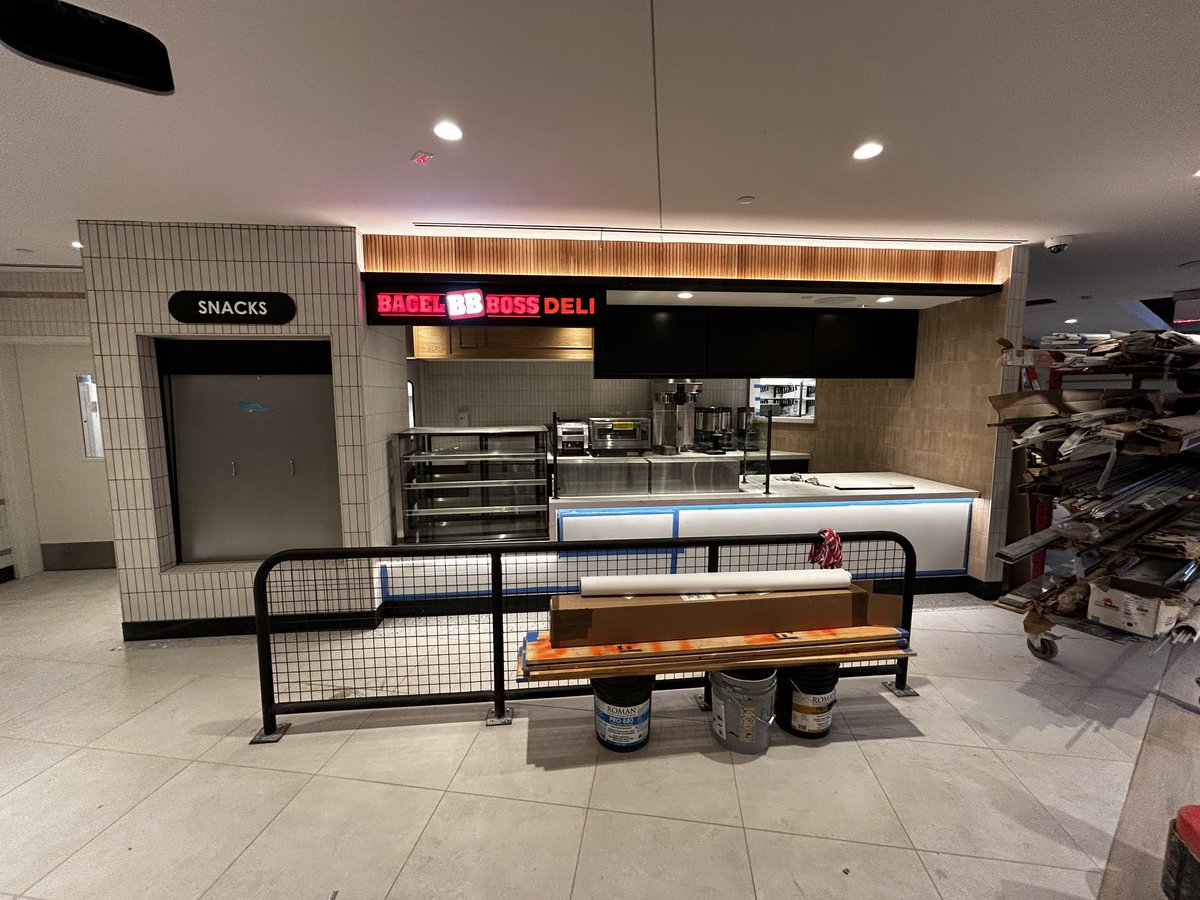 Bagel Boss at JFK T8 🥯✈️ Coming December 2025