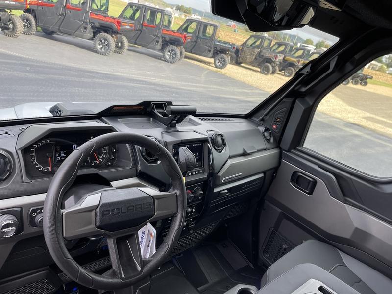VETESNIK_PWRSPT's tweet image. 🔥 2025 Polaris® Ranger Crew XD 1500 NorthStar 🔥

Fully enclosed cab, HVAC, heated seats, 110 HP ProStar engine, 1,500 lb box &amp;amp; 3,500 lb towing — ready for work or play!

📞 608.647.8808 | 🌐 bit.ly/48BUXjl

#Polaris #RangerXD1500 #UTVLife #TrailReady #OffRoadAdventure