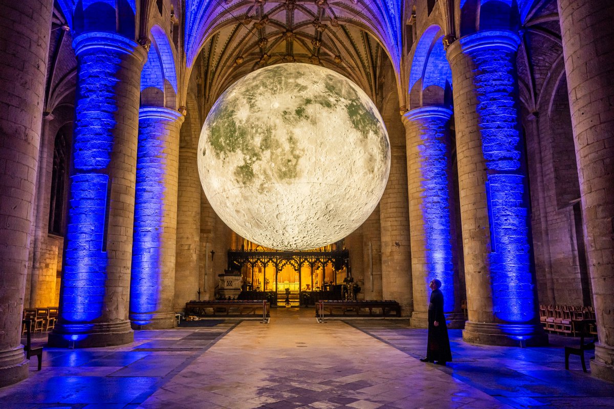 “when I survey the heavens” 

This weekend we will be reflecting on the Museum of the Moon in our worship. Join us for High Mass on Sunday at 10.30am.

Setting: St Anne's Mass, MacMillan
Anthem: And God created great whales, Haydn
Voluntary: Prelude in E minor BWV 548, Bach