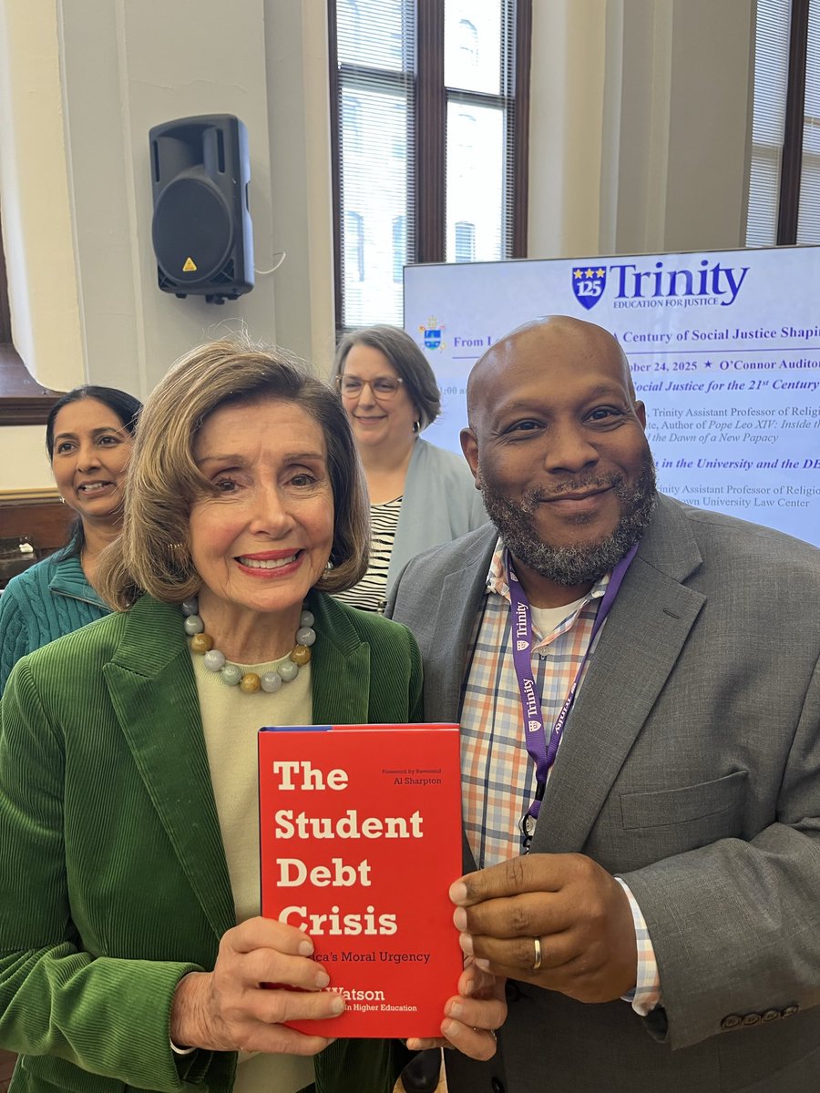 Great to chat with <a href="/SpeakerPelosi/">Nancy Pelosi</a> at <a href="/TrinityDC/">Trinity Washington University</a> about my new book.