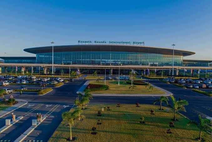 BaobabHolidays's tweet image. Fly into Lusaka, Zambia and have a feel of the city. From there, our excellent ground transfer service will then take you to Kariba where fun awaits.Camping, game drives, beach dinners &amp;amp; houseboats are all part of your holiday menu. #spoiltforchoice.#Unforgetablememories