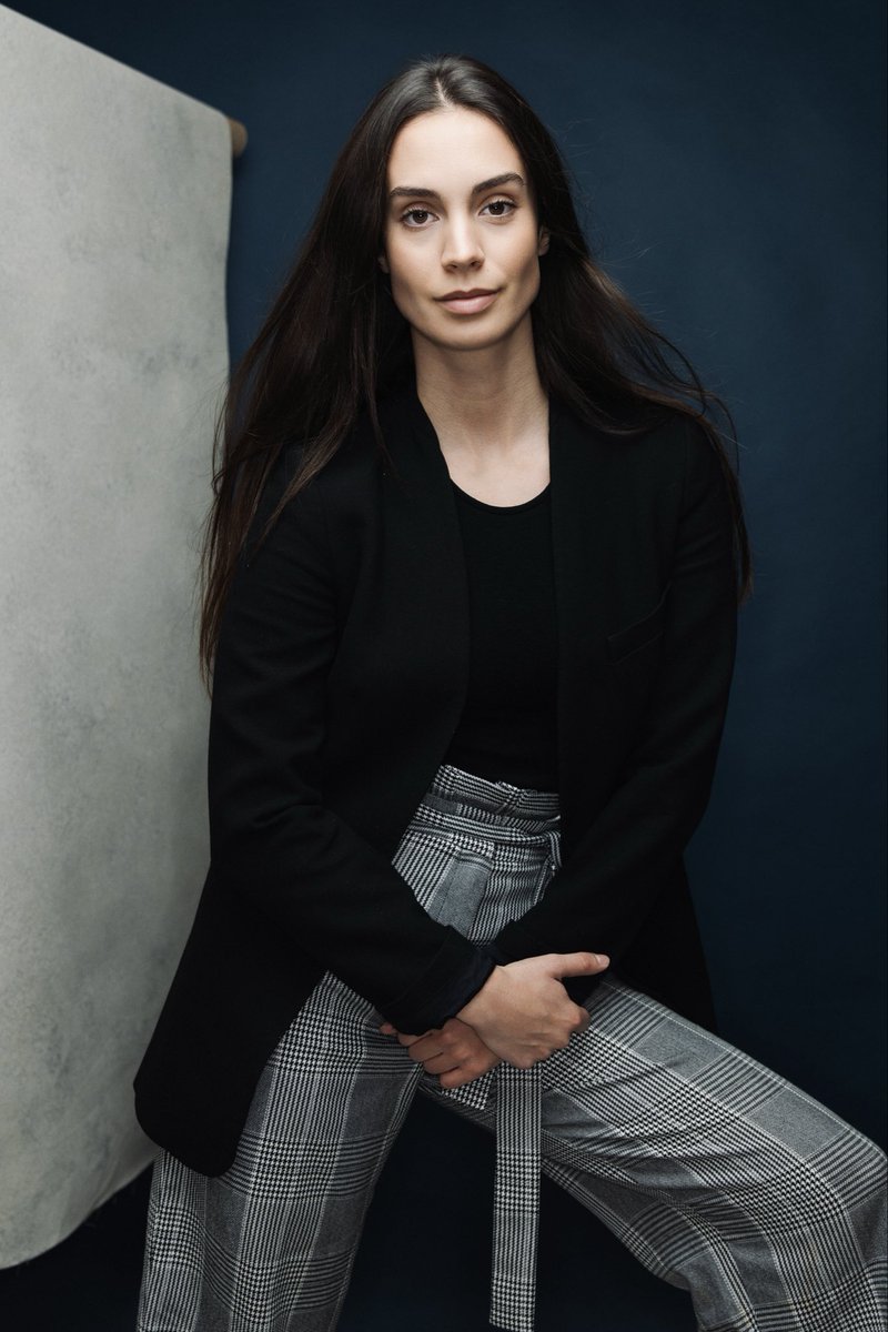 headshot_co's tweet photo. We’ve been crafting exceptional business portraits that convey confidence and approachability since 2016. https://t.co/OKdnMk31fb https://t.co/lrK7OeEEM1