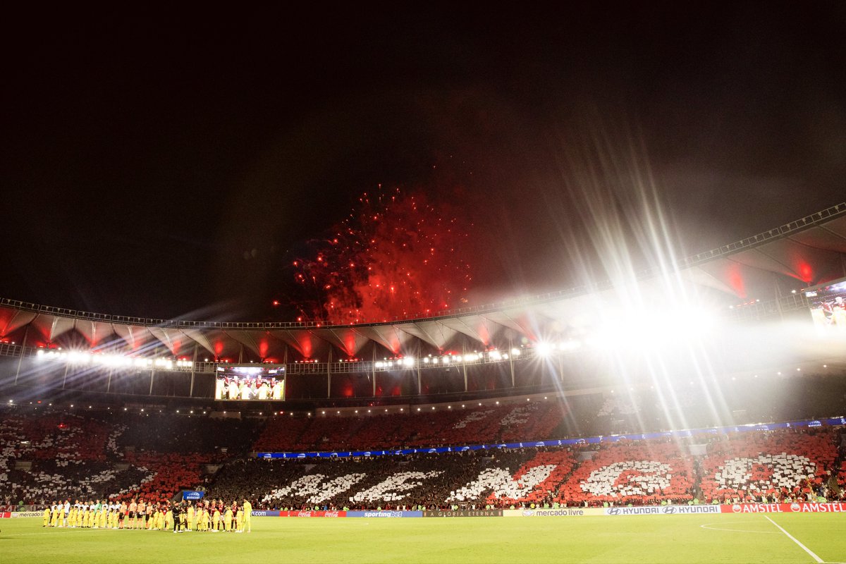 futebol_info's tweet photo. ⚠️ Projeto da Alerj de venda do Maracanã mira o Flamengo e eleições de 2026.

A venda ao Fla seria um atalho para que o clube tenha sua casa, e de quebra tiraria do prefeito Eduardo Paes (PSD) o trunfo por ter ajudado o Rubro-Negro a comprar e liberar o terreno no Gasômetro para a construção de um estádio próprio.

Para conselheiros de Rodrigo Bacellar (presidente da Alerj e provável concorrente de Eduardo Paes na disputa pelo governo do Rio de Janeiro em 2026), a operação poderia ser um "gol de placa" do presidente da Alerj, que passaria a ter o nome ligado ao estádio do Flamengo, contra Eduardo Paes. E ainda garantiria um bom dinheiro para os cofres do Governo.

Os deputados estimam o valor da venda em cerca de R$ 2 bilhões.

🗞 @g1
📸 Adriano Fontes/CRF