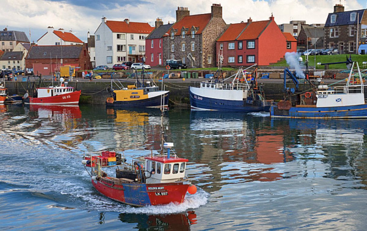 Despite landing 64% of UK  fish by value in 2023, Scotland gets just 7.8% of WM cash for “revitalis[ing] the UK’s fishing fleet &amp; training the next generation of fishers”. Every UK nation – except England – has a cut compared to pre-Brexit funding. Tx Keir thenational.scot/newsletters/bu…