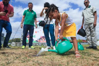 GovernoMA's tweet image. ✨Brincar também é cuidar do futuro!
O Governo do Maranhão realiza, nesta sexta (24) e sábado (25), o “Plante e Brinque”, ação educativa que une diversão, aprendizado e sustentabilidade. 

#MaranhãoSustentável #Segov #GovernoMA