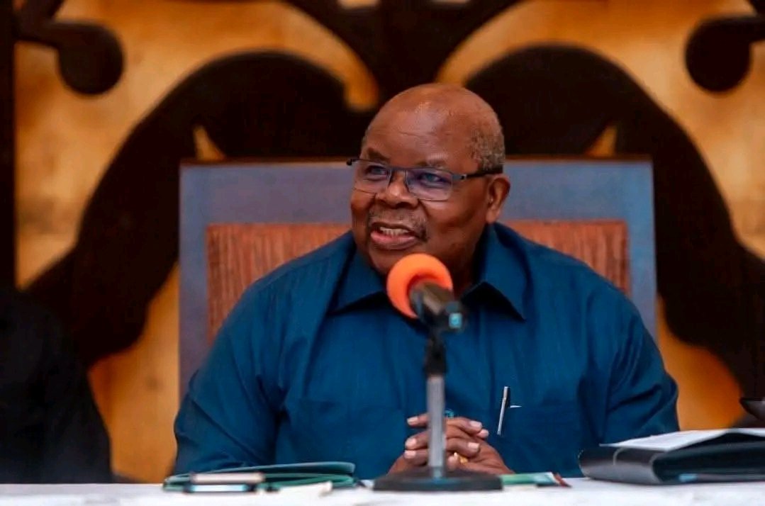 Labella_Mafia95's tweet image. "Maneno yote mazuri yanayokuja baada ya kufanya kosa, yanahesabika ni utetezi." ~ Ben Mkapa