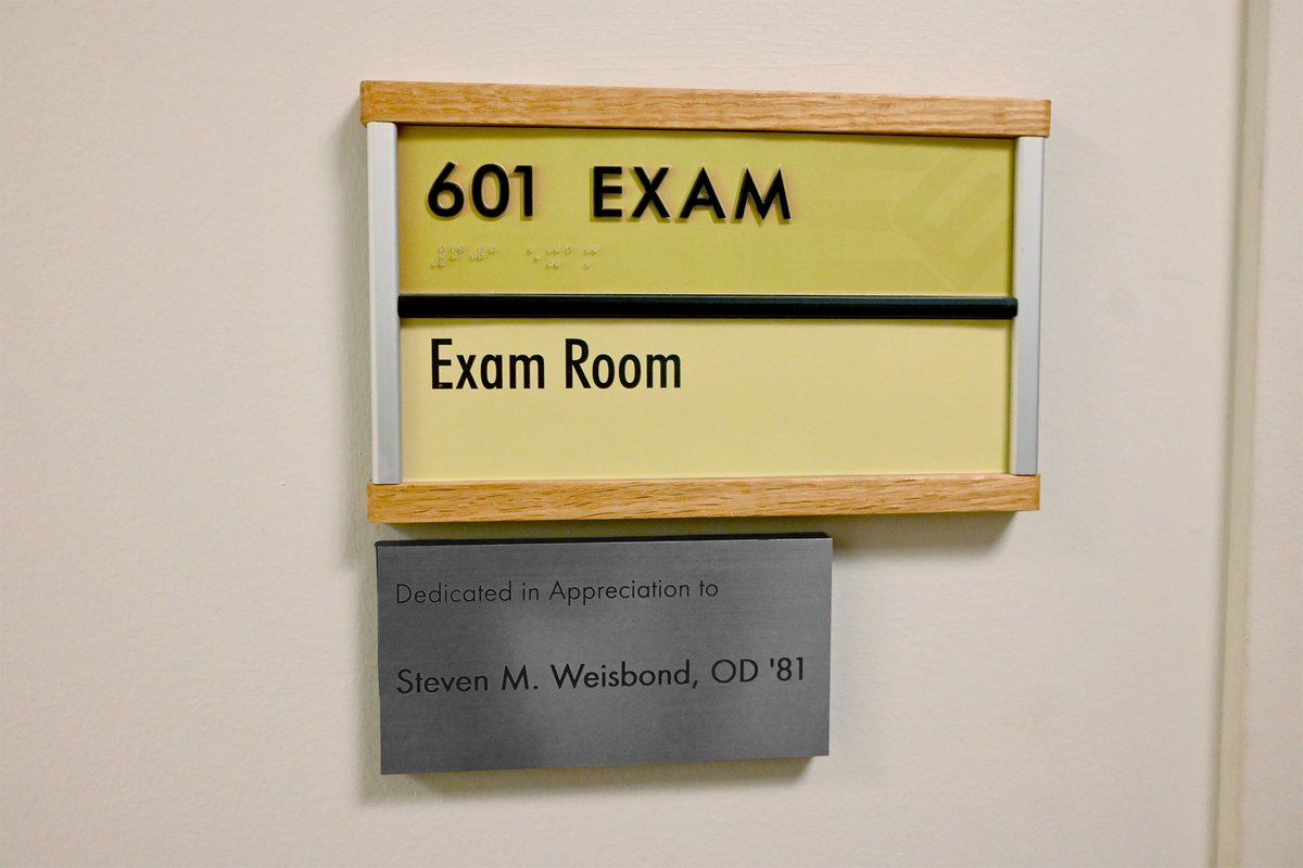 PCO_optometry's tweet photo. Steven Weisbond, OD ‘81, was recently honored with an exam room dedication at The Eye Institute.

Read more: https://t.co/dERtLQXaVW

#salusatdrexel #drexeluniversity #donation #awesomealumni #optometry #PCO https://t.co/7W6AIjM5Z2