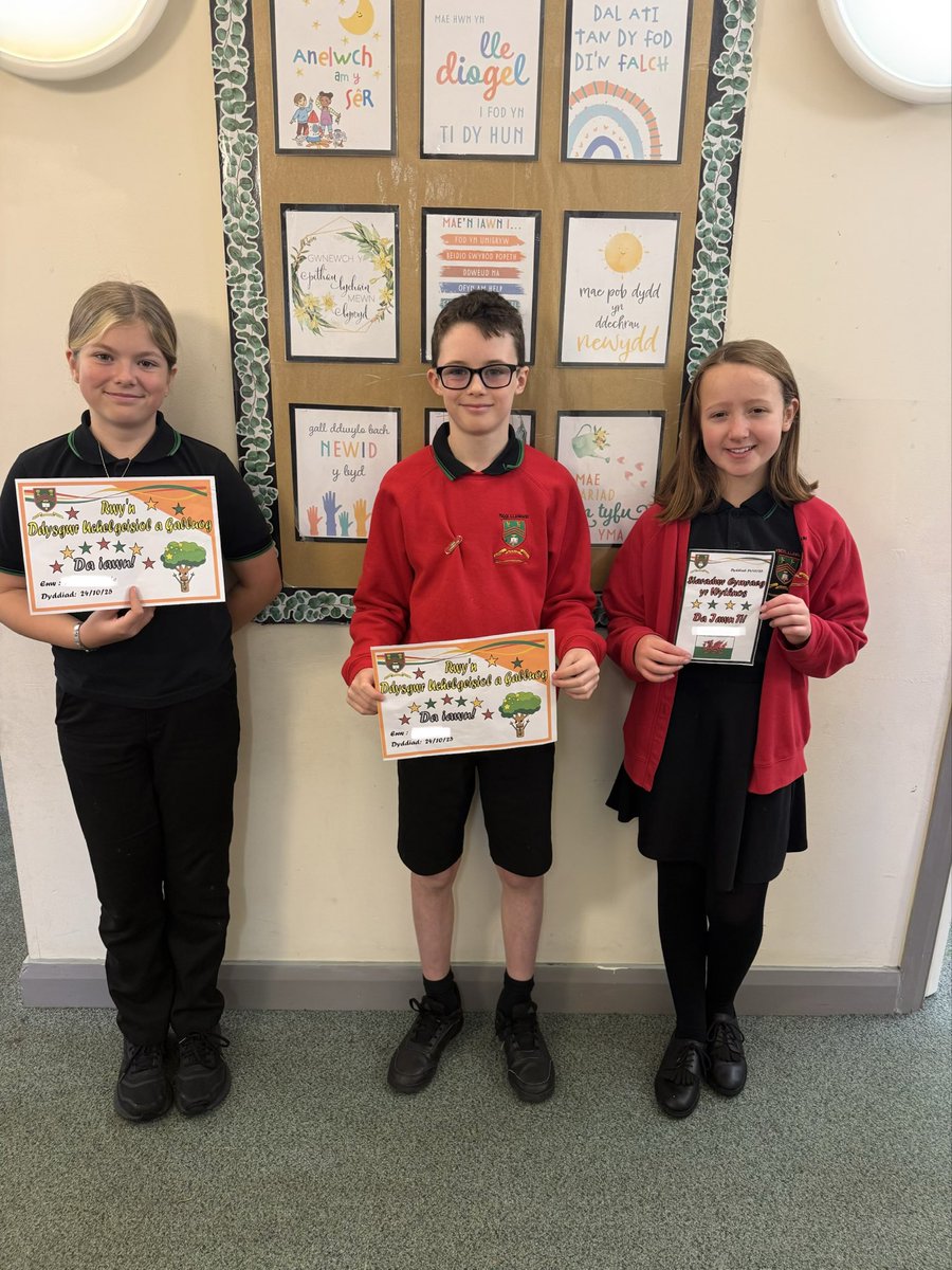 Dosbarth Barcud tweet media