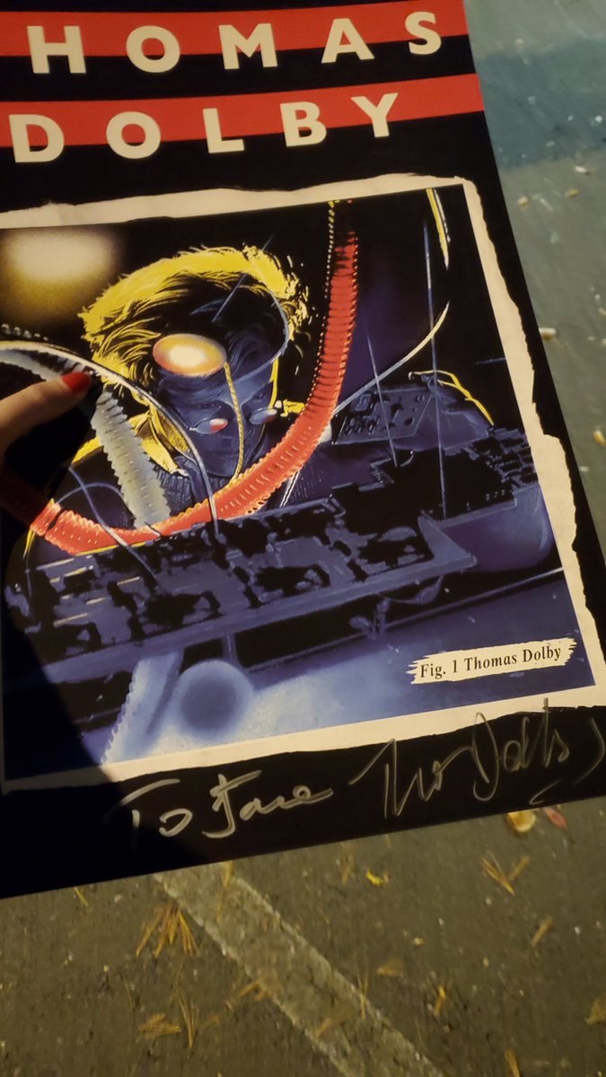 crumbletodust's tweet image. met the guy who wrote the Nokia ring tone 😇