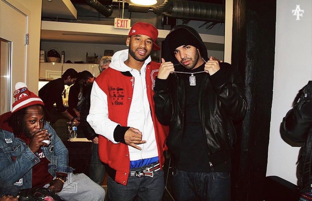 preme's tweet image. 🐐 day!!! 🍾 @Drake