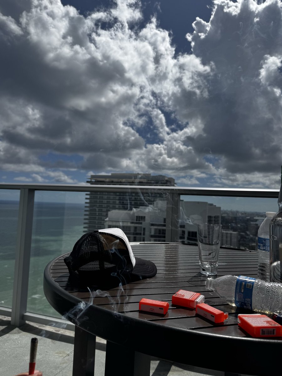 BangerEdits's tweet image. God is good🙌