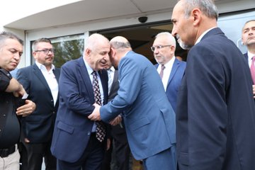 Zafer Partisi Genel Başkanı Aydın Ticaret Odası’nı Ziyaret Etti