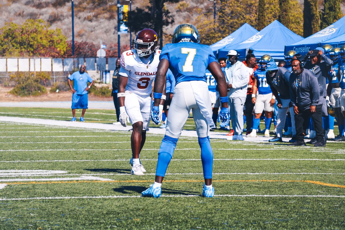 5 game film 
6ft 185Ibs Physical/Technician 
Qualifier ✔️3.0 GPA

hudl.com/v/2Scndj