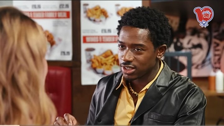 donaldyohh's tweet image. I&apos;m sure this was the inspiration behind the &quot;this ain&apos;t gucci this is prada darling &quot; line in RAINDANCE...
#theboywhoplayedtheharp