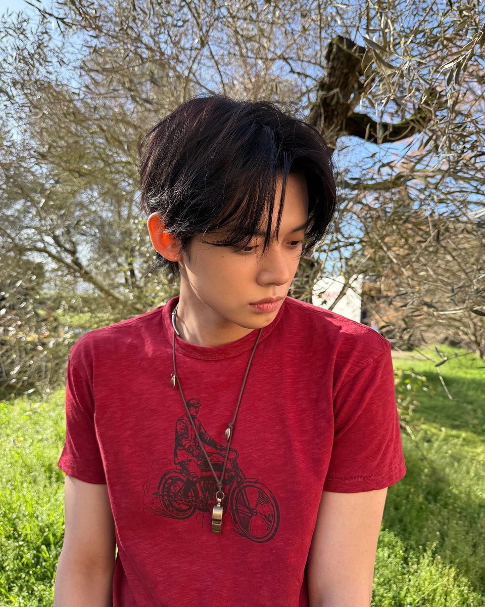 TXTChartData's tweet image. YEONJUN is currently only 4th generation solo artist with at least 2M monthly listeners on Spotify.