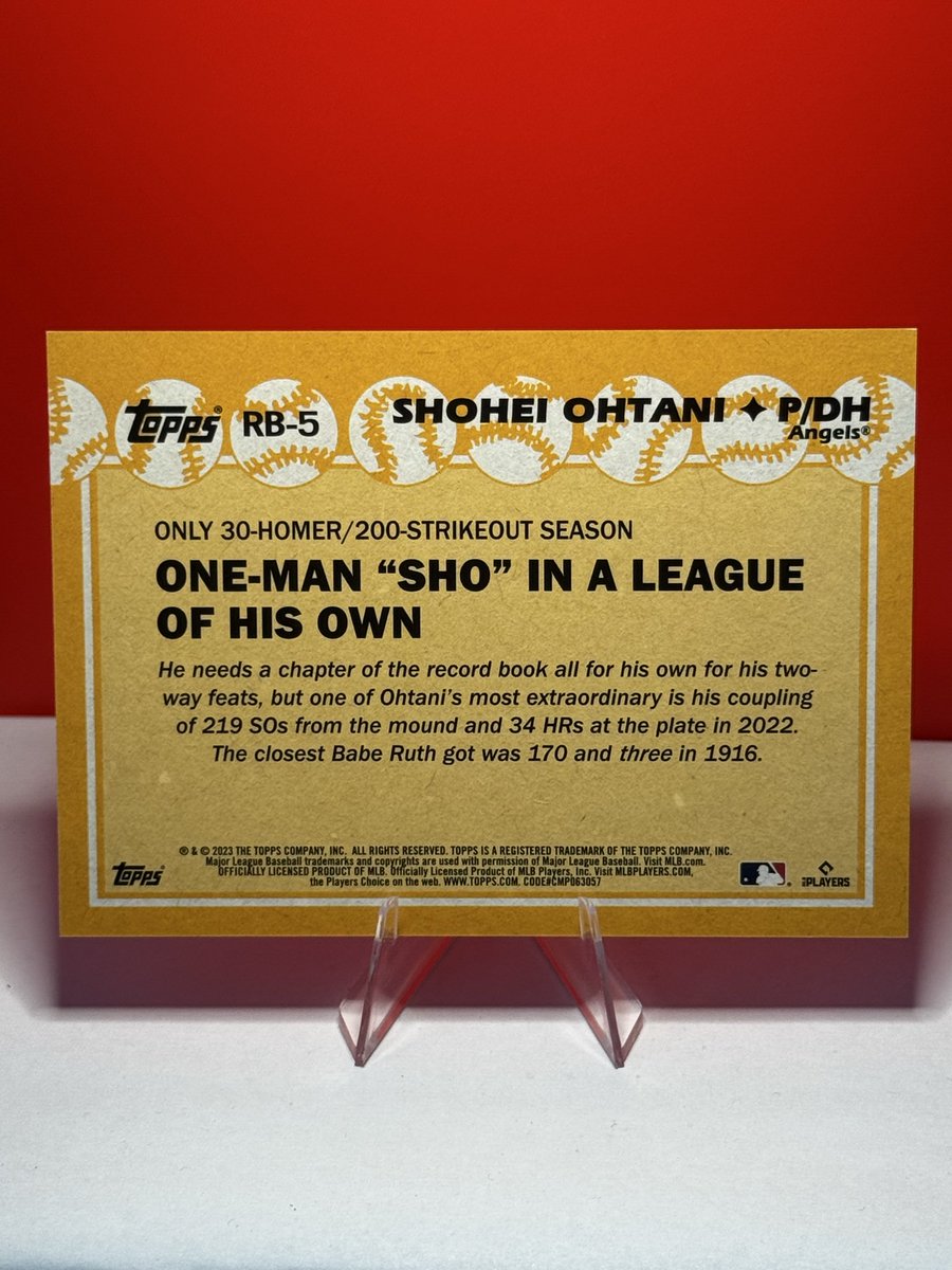 Topps Oversized Shohei Ohtani card. 
$20 shipped. 

#hobby #mlb #Angels #dodgers #baseball