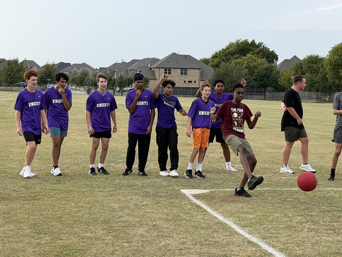 IHSKnightsBaseball tweet media