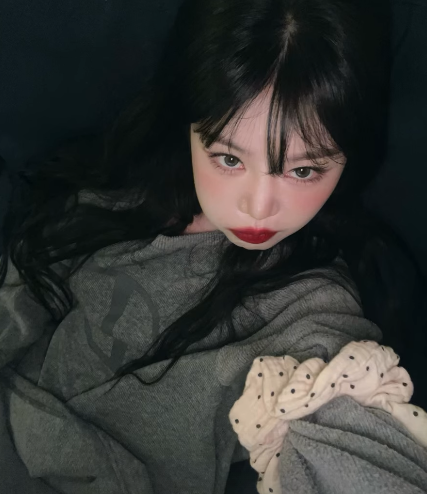 seooosoojin's tweet photo. 😼 https://t.co/uLfU6oD1WH