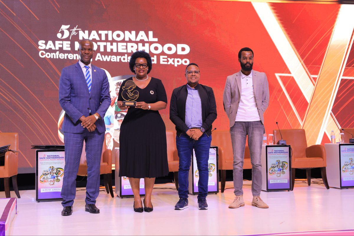 We are honoured that our community support efforts under the Corporate Social Responsibility (CSR) program have been recognised.

This evening, URSB received the Outstanding Contribution to Safe Motherhood Award at the 5th National Safe Motherhood Awards, organised by the