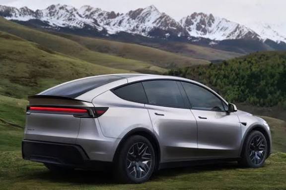 NEWS: The Tesla Model Y was Europe’s bestselling car in September, returning to the No. 1 slot for the first time in nine months.
<a href="/Tesla/">Tesla</a> $TSLA #TeslaModelY