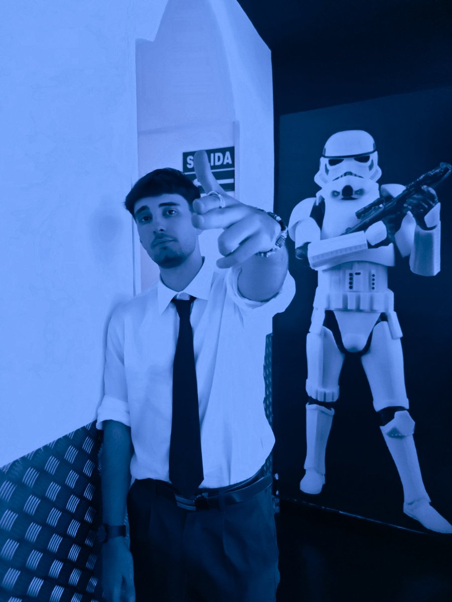 Hoy se estrena en cines la película de Chainsaw Man: Arco de Reze y aquí os dejo unas fotos del otro día en la premiere de Madrid.

A mí me ha parecido un peliculón. MAPPA ha hecho un trabajo demencial. Ojalá tenga el reconocimiento que se merece.

Gracias <a href="/sonypictures_es/">Sony Pictures España</a> 💙